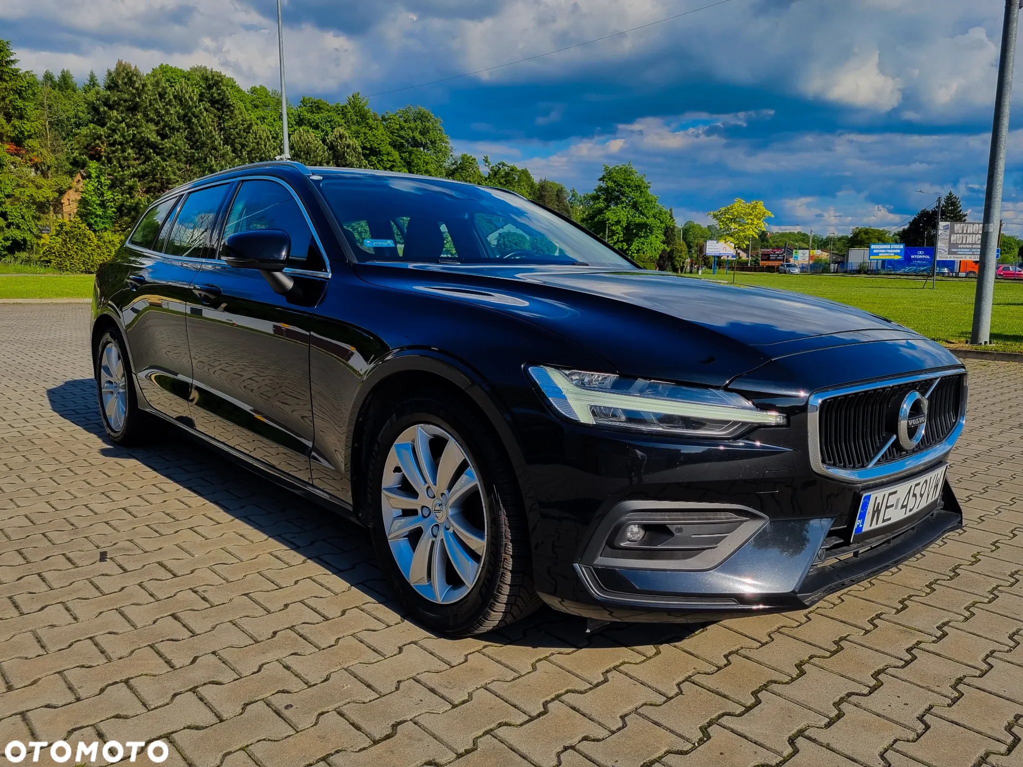 Volvo V60 D4 Momentum Pro - 29