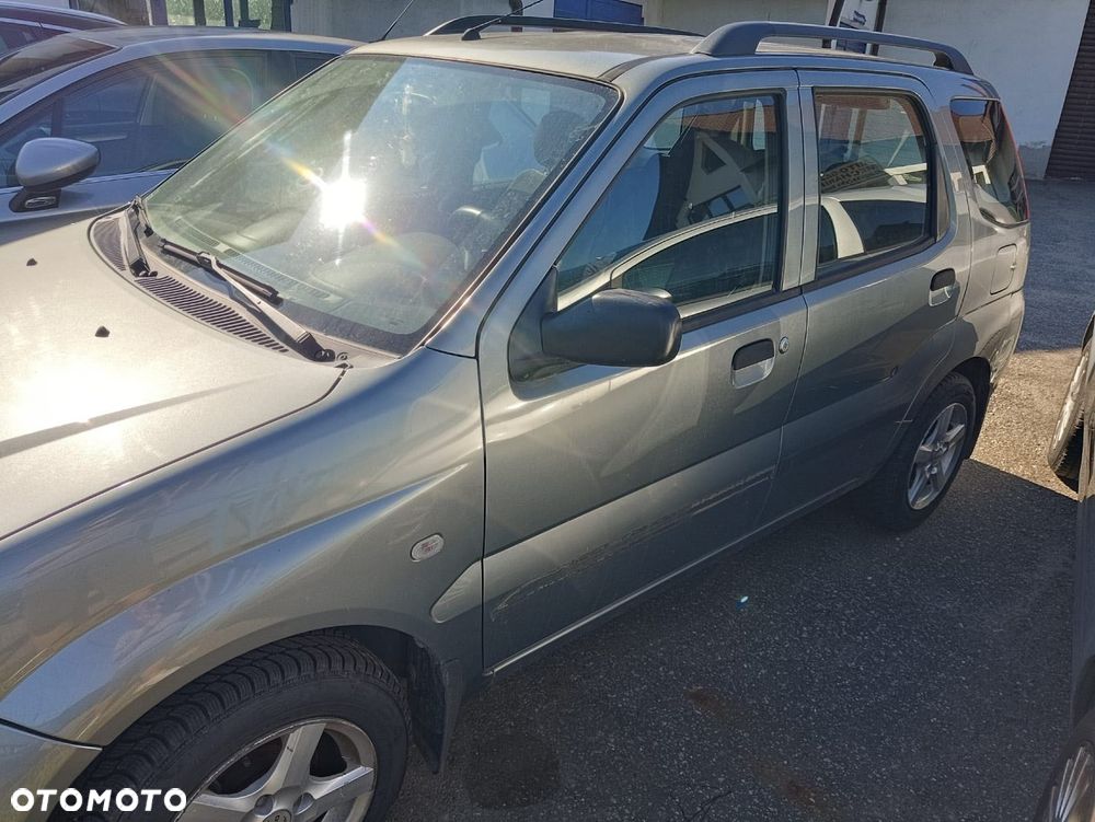 Suzuki Ignis - 3
