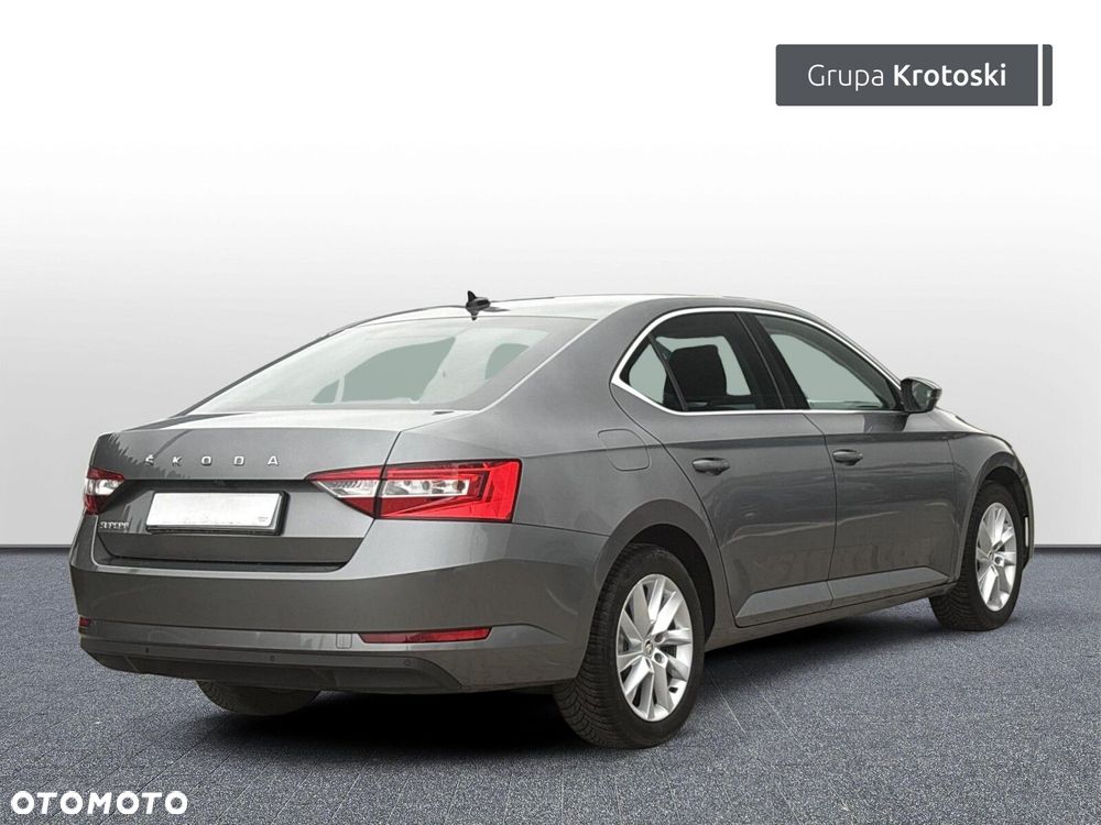 Skoda Superb 1.5 TSI Ambition DSG - 6