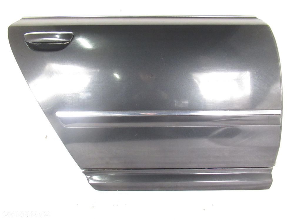 POSZYCIE DRZWI PRAWE TYLNE AUDI A8 D3 LZ9W 4E0833420F - 1