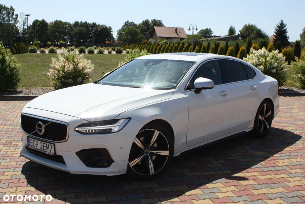 Volvo S90 D4 R-Design - 27