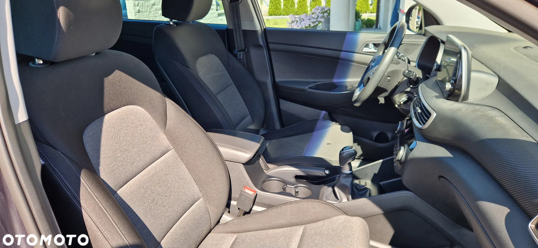 Hyundai Tucson blue 1.6 GDi 2WD Navi - 26