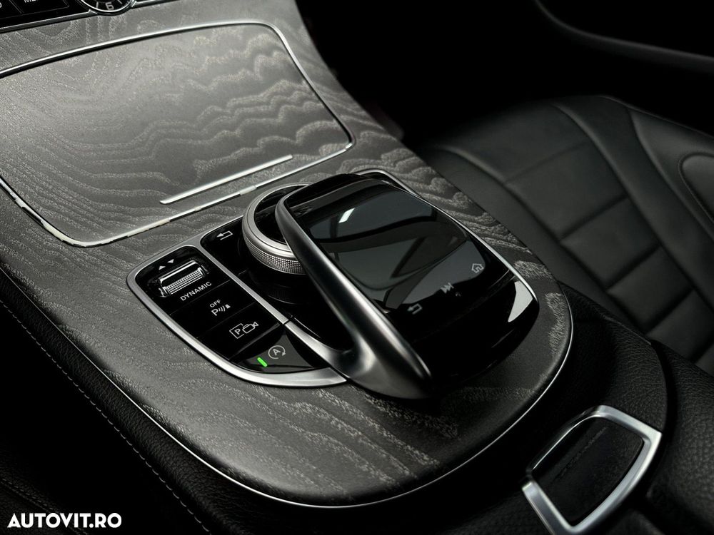 Mercedes-Benz CLS - 25