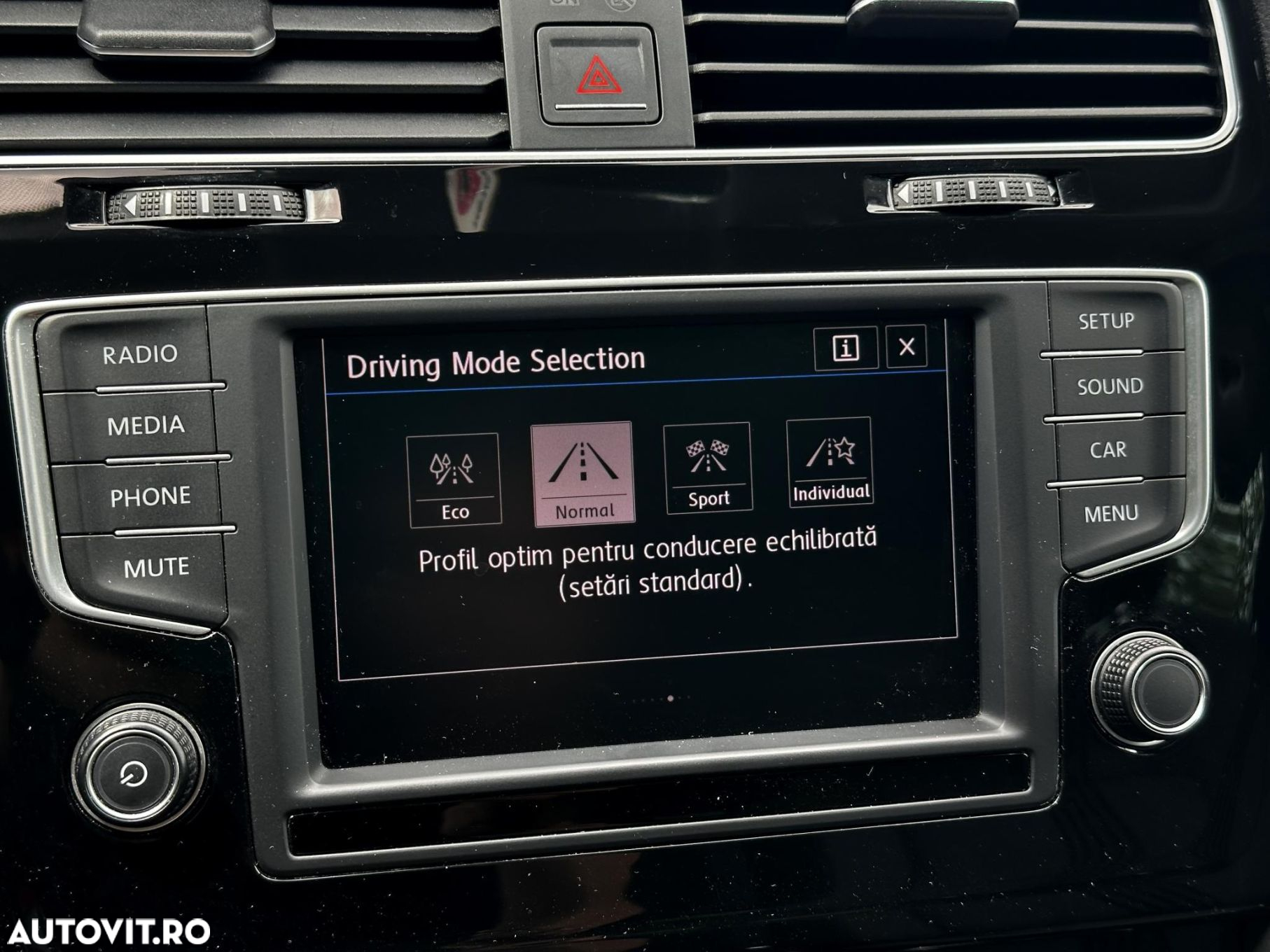 Volkswagen Golf Variant 2.0 TDI 4Motion BlueMotion Technology Allstar - 16