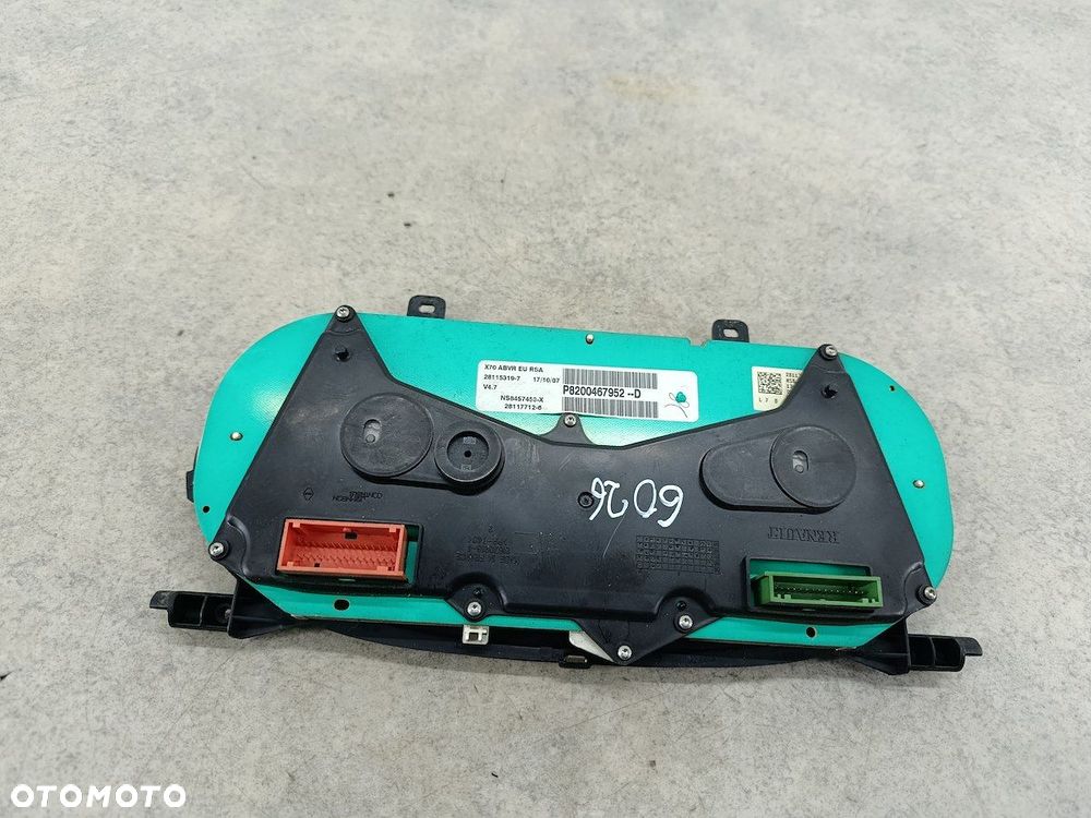 LICZNIK RENAULT MASTER II FL 8200467952-D  28117712-6 28115319-7 2.5 DCI - 8