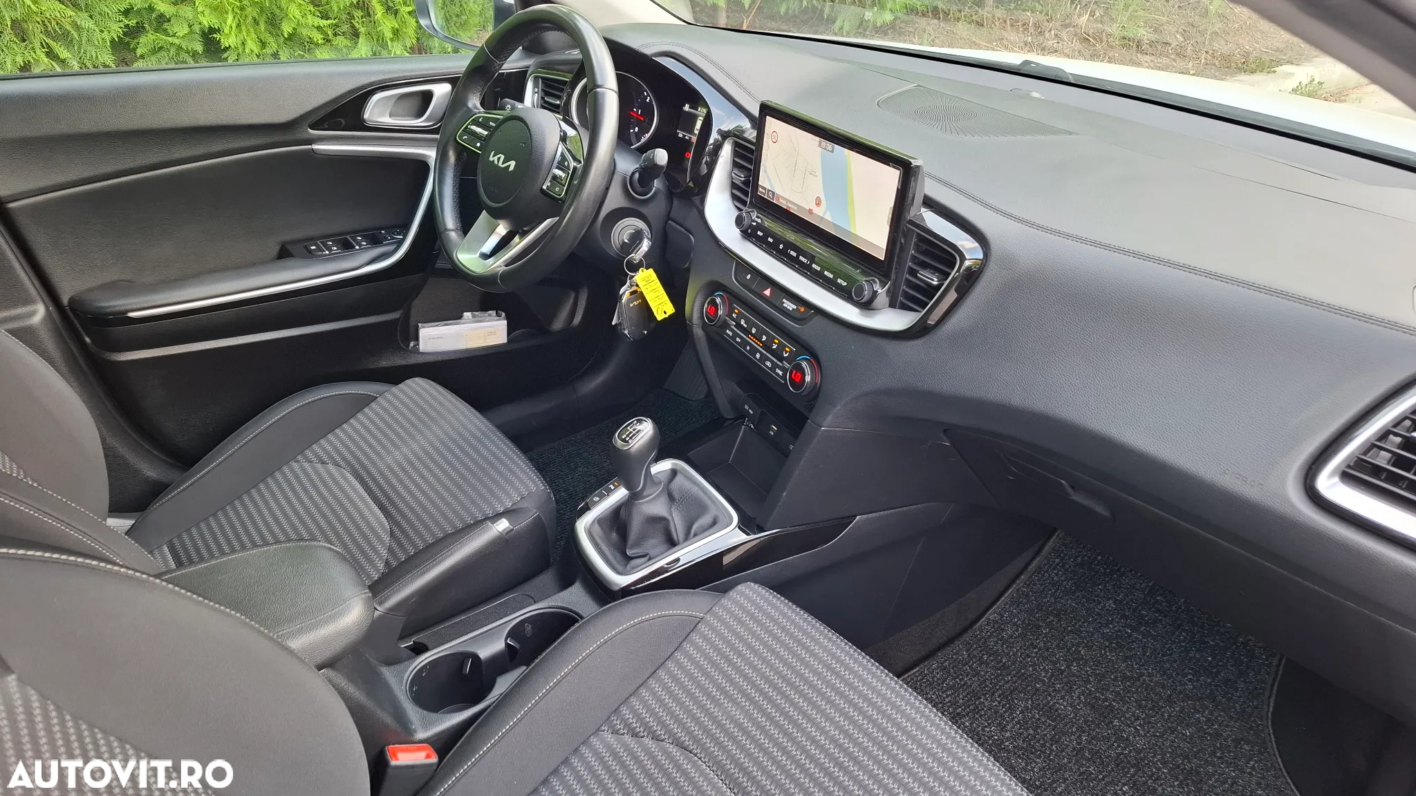 Kia Ceed 1.6 CRDi (48V Mild-Hybrid) Vision - 6