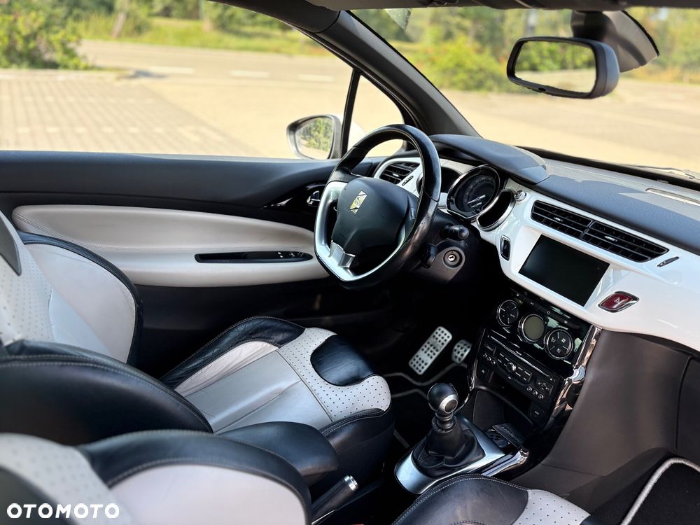 Citroën DS3 1.6 THP SportChic - 14