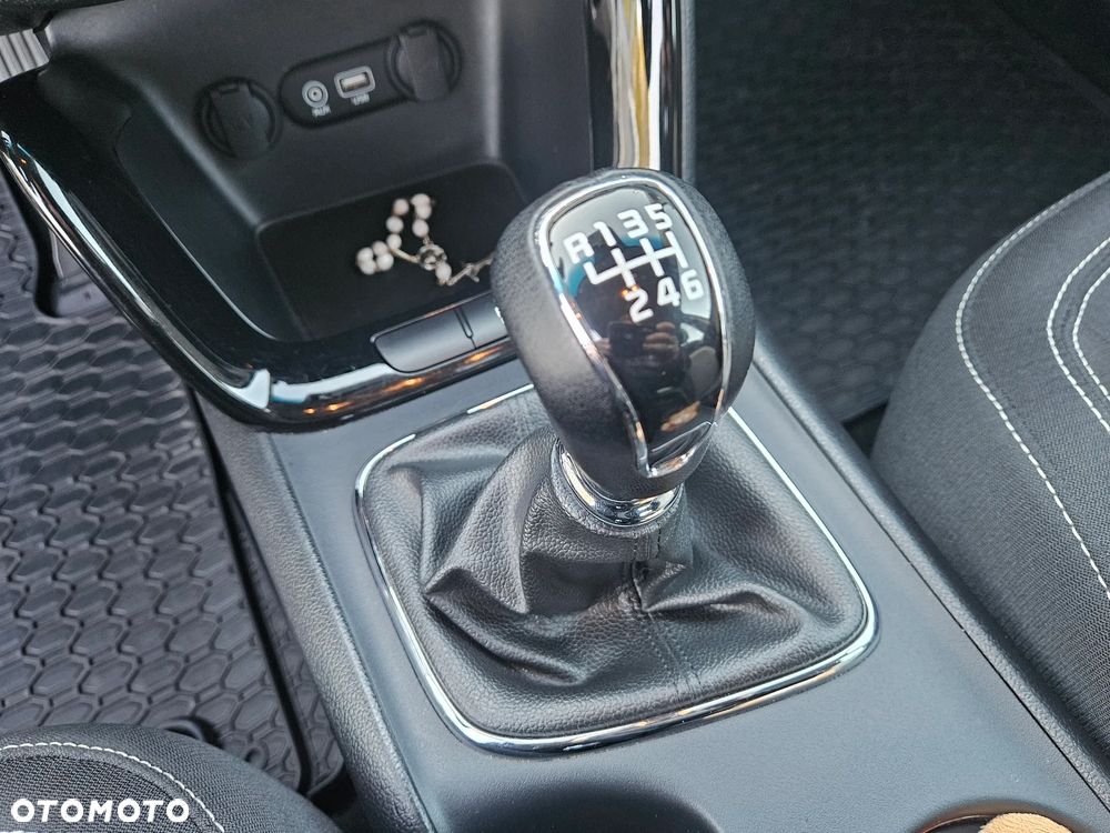 Kia Ceed 1.6 CRDi 136 ISG Dream-Team Edition - 34