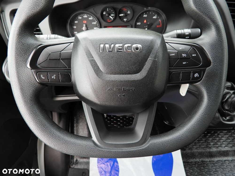 Iveco DAILY 35C16 KONTENER WINDA 8 PALET TEMPOMAT BLIŹNIACZE KOŁA KLIMATYZACJA  160KM - 30