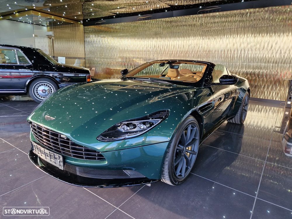 Aston Martin DB11 Volante V8 - 4