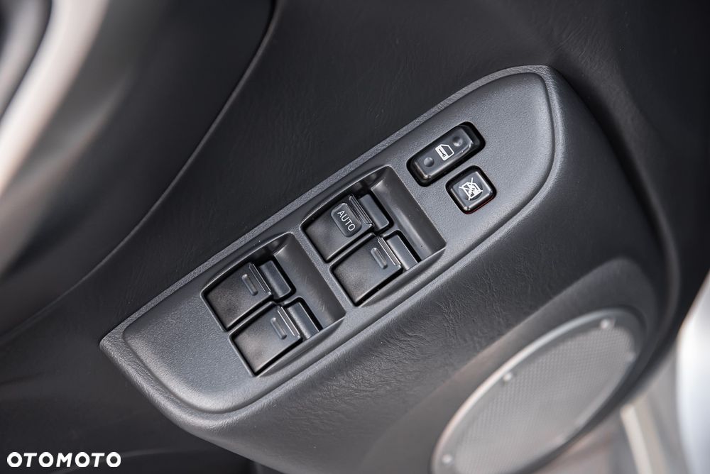 Toyota RAV4 2.0 VVT-i Sol - 21