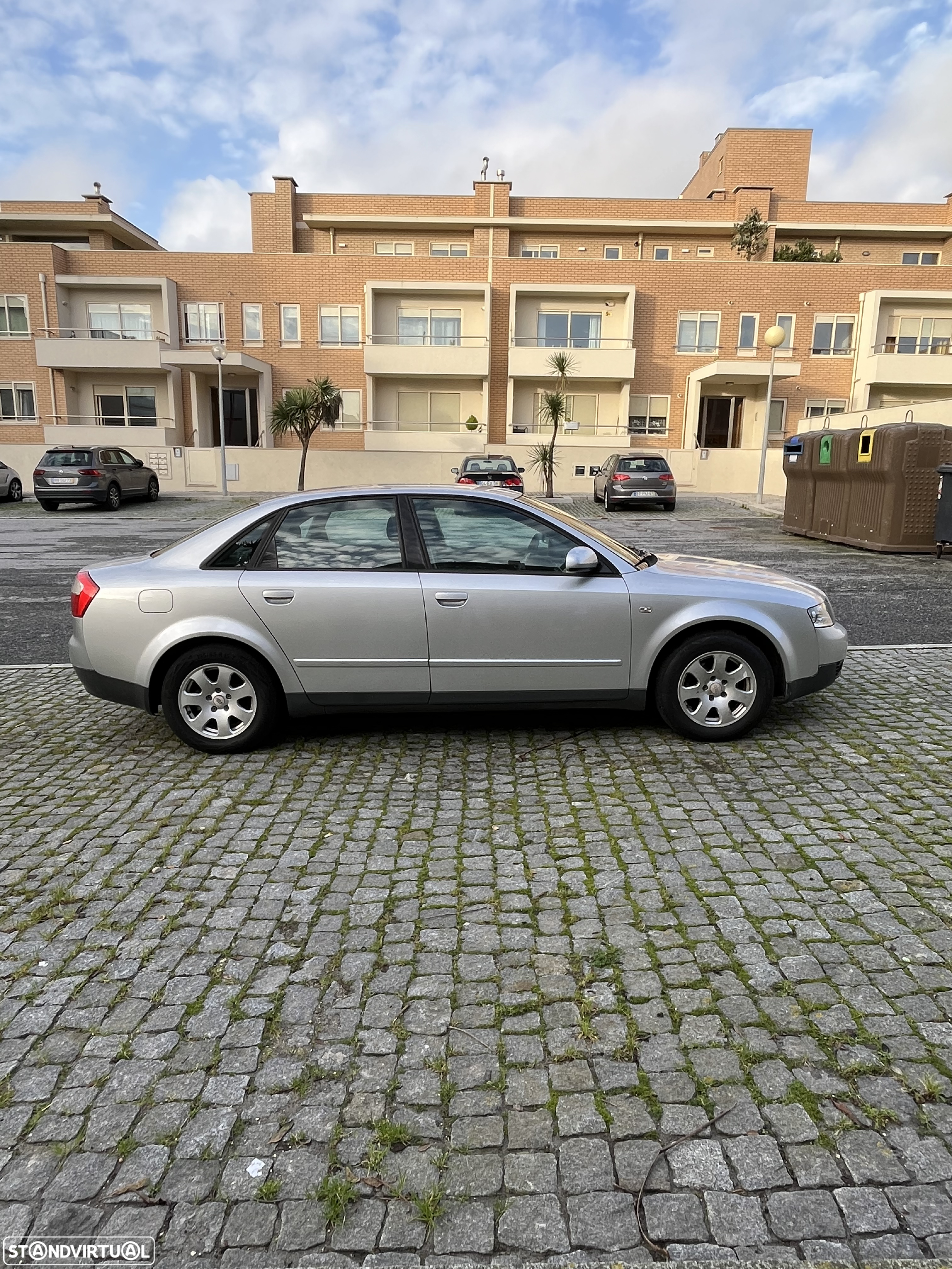 Audi A4 1.6 - 4