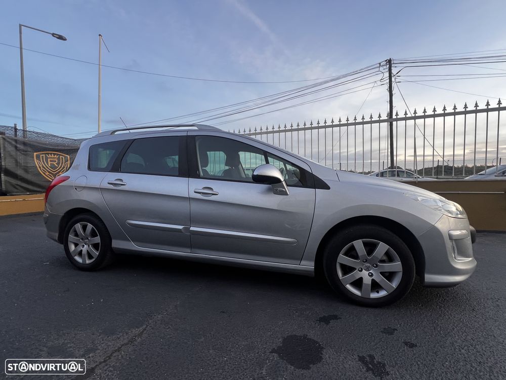 Peugeot 308 SW 1.6 HDi Premium - 10