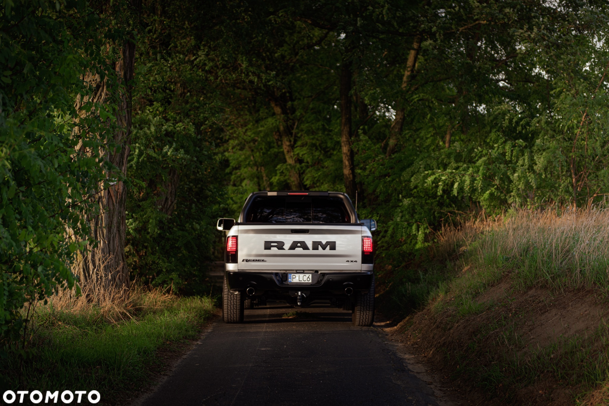 RAM 1500 5.7 Crew Cab Rebel - 10
