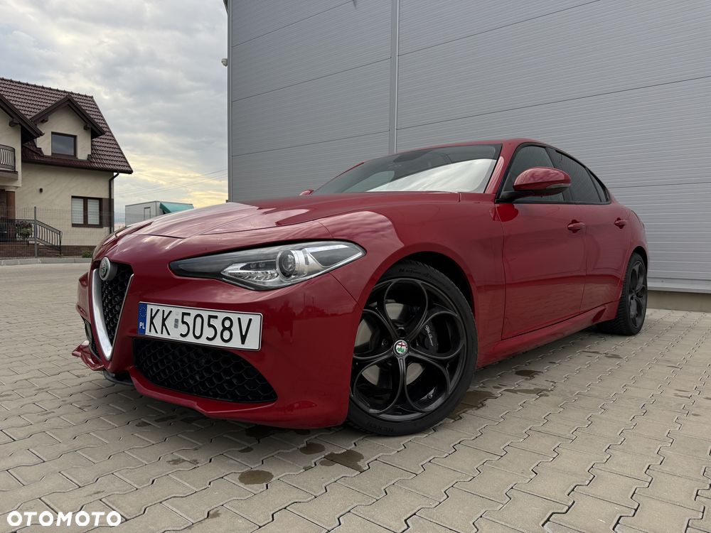 Alfa Romeo Giulia - 1