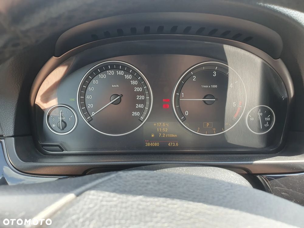 BMW Seria 5 520d - 12