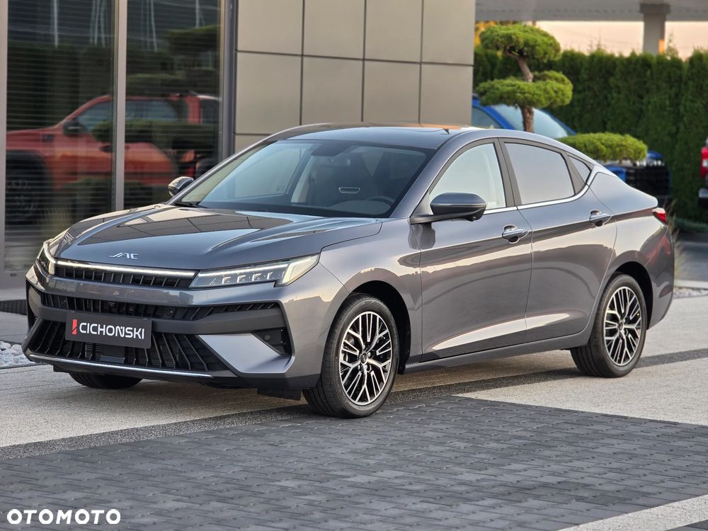 JAC J7 Plus CVT - 4