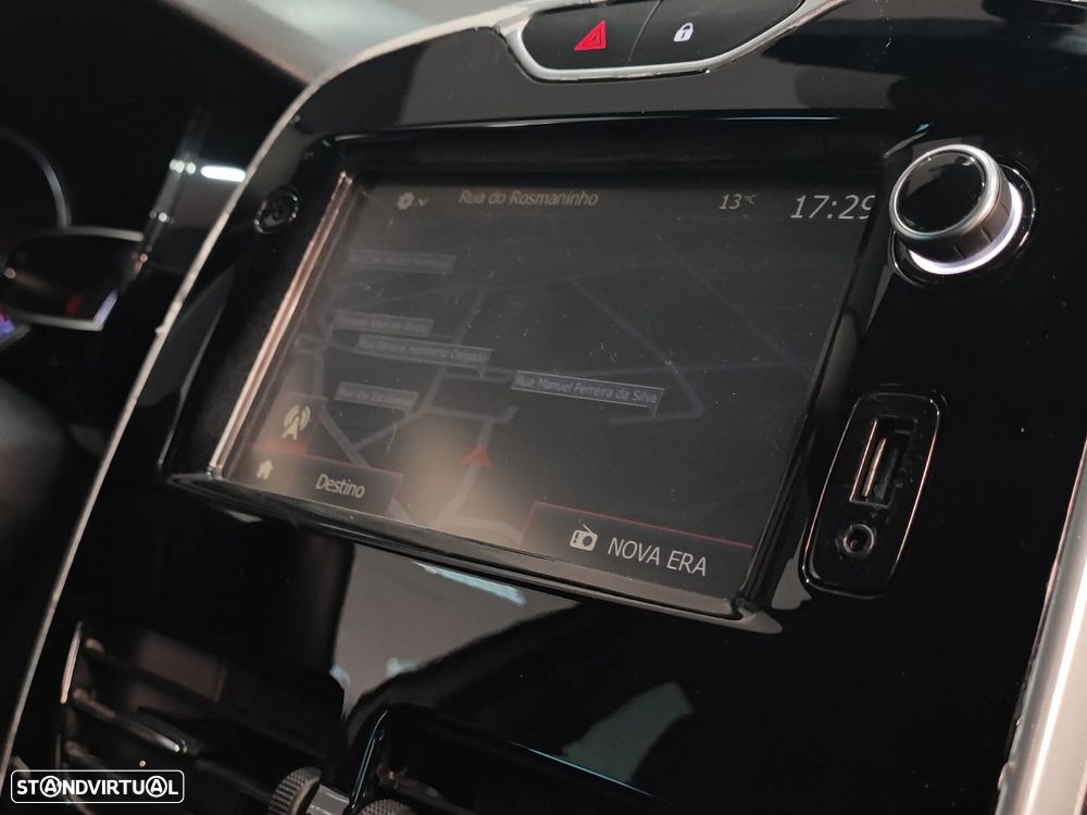 Renault Clio 0.9 TCe Limited Edition - 36