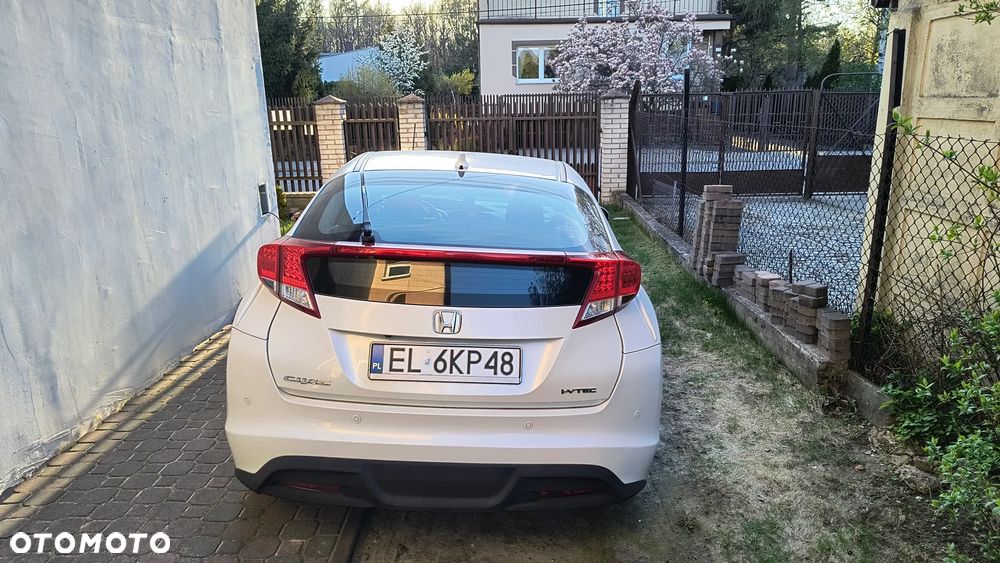 Honda Civic 1.8 Executive - 3