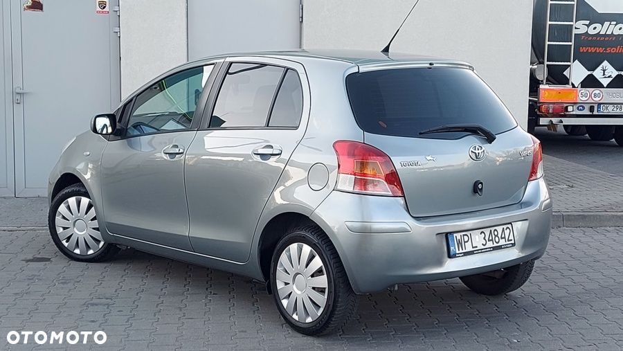 Toyota Yaris 1.33 VVT-i Cool - 5