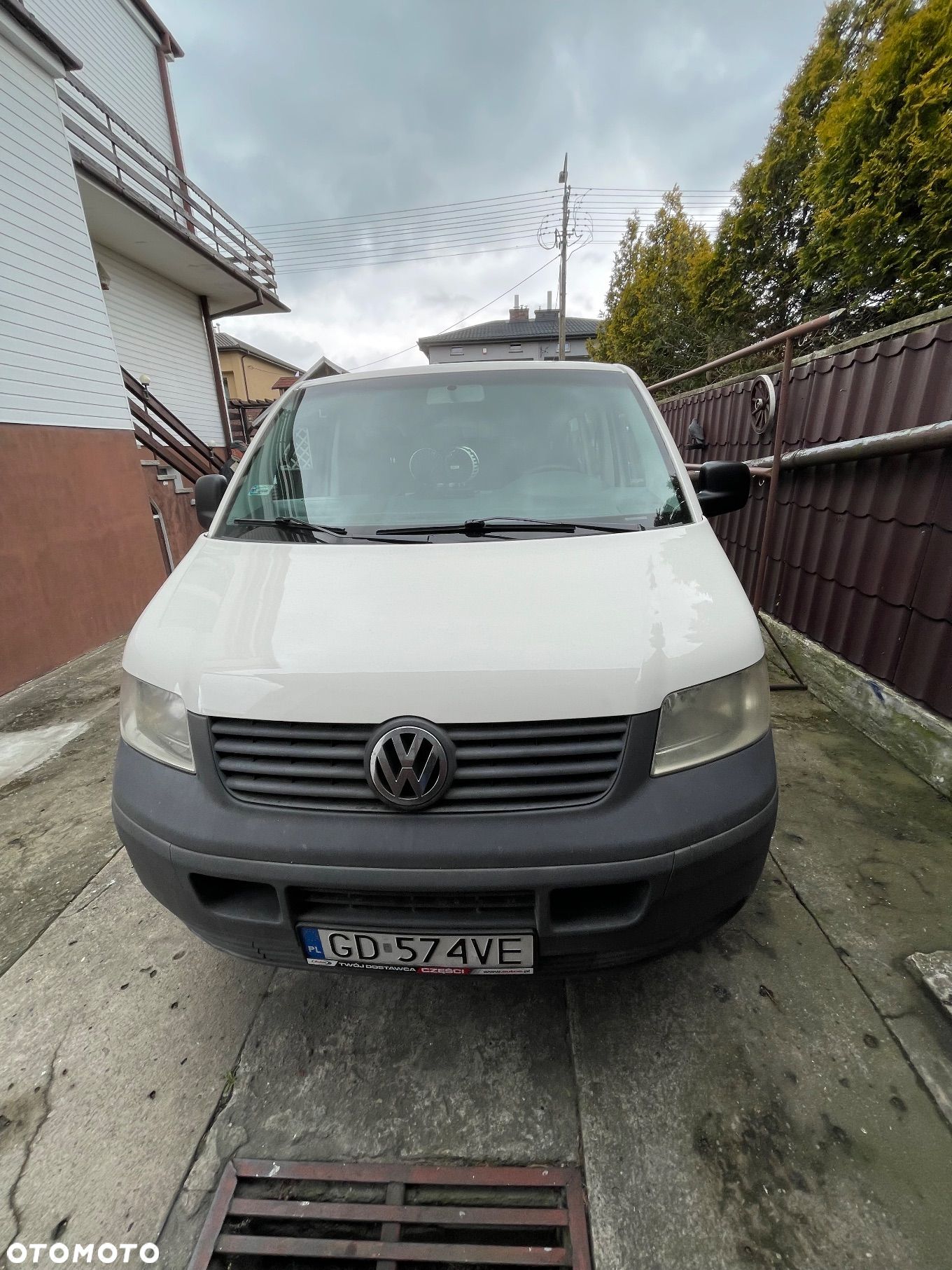 Volkswagen Transporter - 1