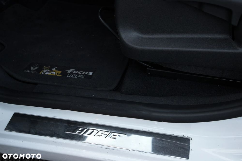 Renault Grand Scenic ENERGY TCe 130 BOSE EDITION - 26