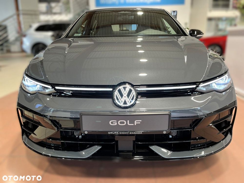 Volkswagen Golf - 39