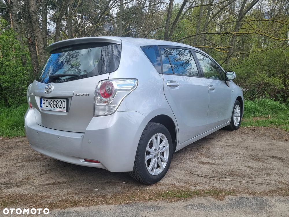 Toyota Verso 2.0 D-4D Premium 7os - 5