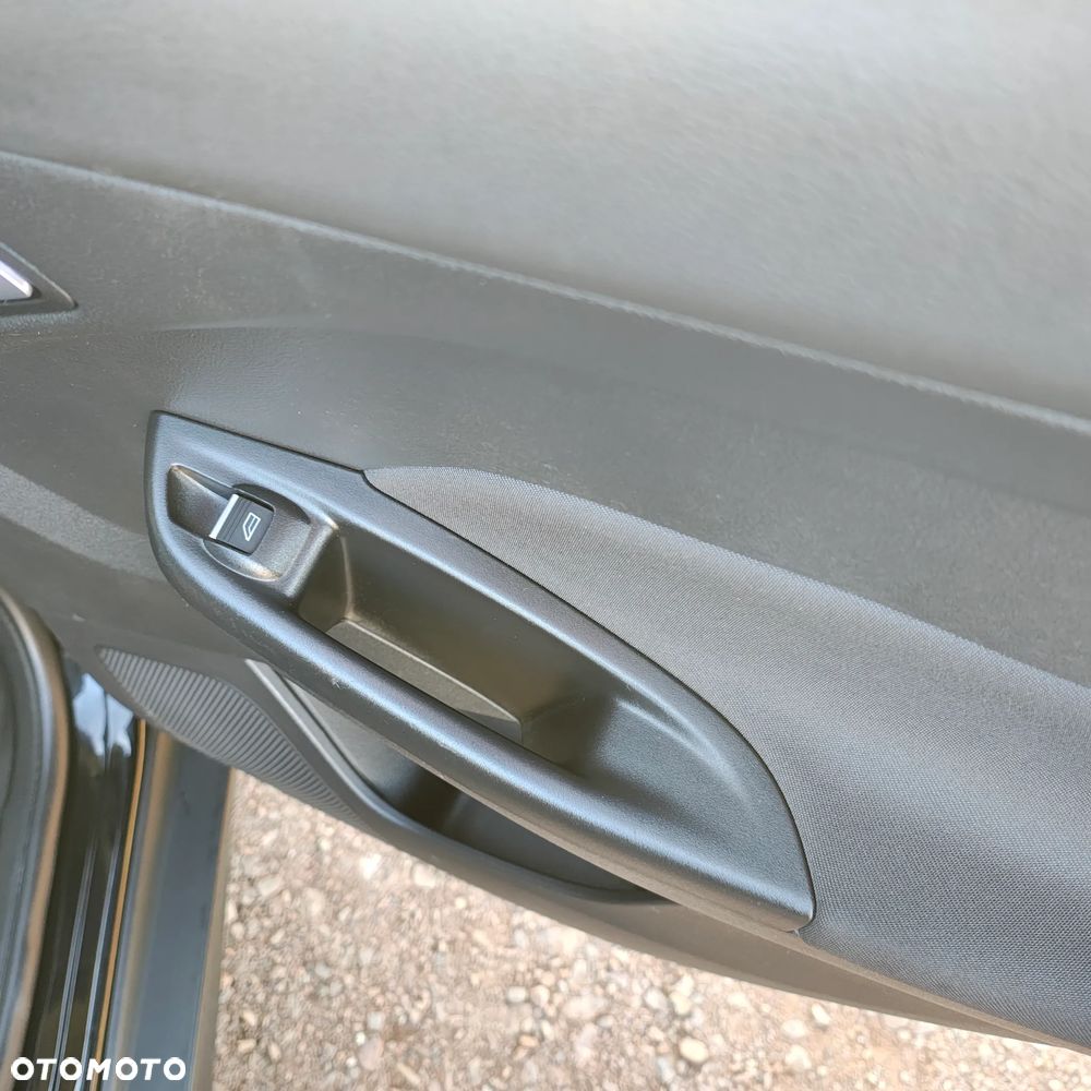 Ford Focus 1.0 EcoBoost STart-Stopp-System TITANIUM X - 22