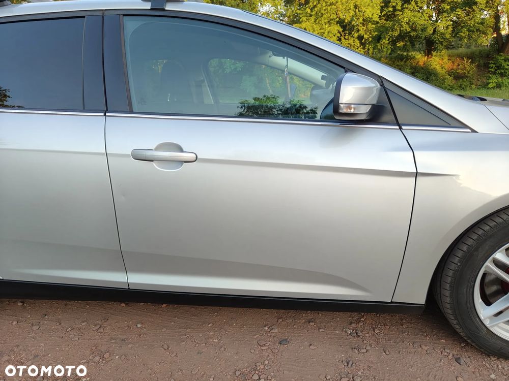 Ford Focus 1.5 EcoBoost Titanium ASS - 11