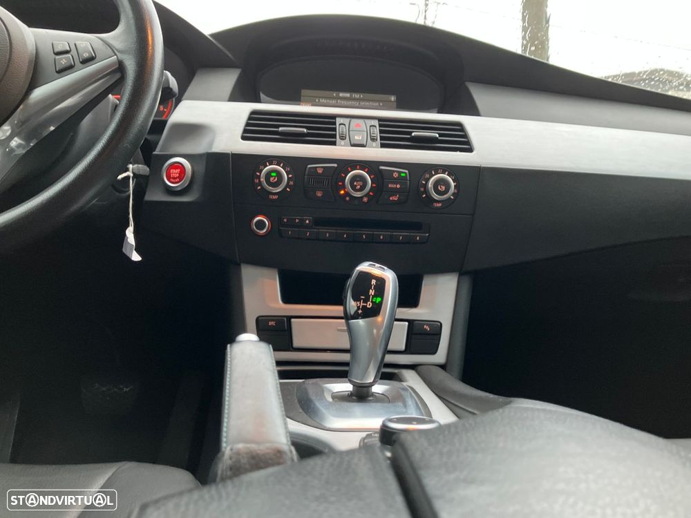 BMW 520 dA Sport - 18