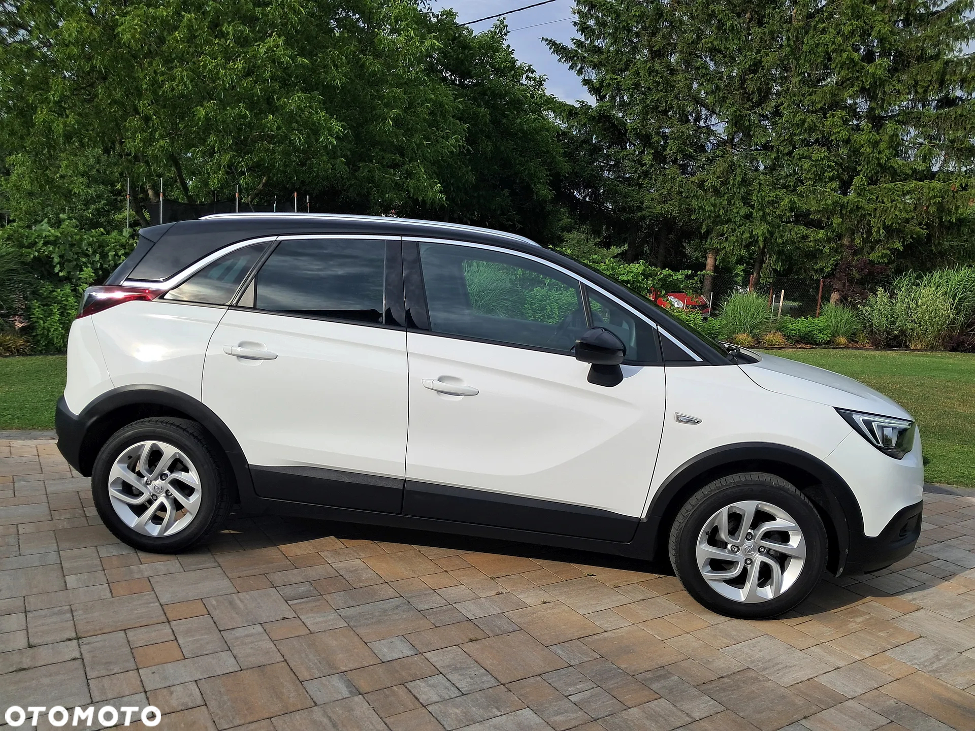 Opel Crossland X - 33