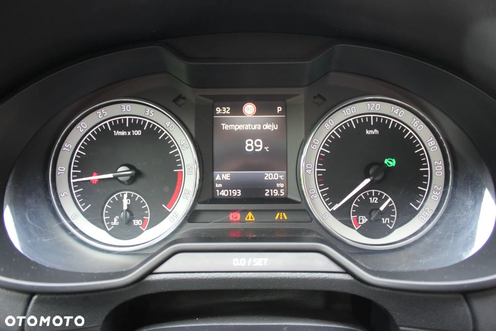 Skoda Octavia 2.0 TDI DSG First Edition - 30