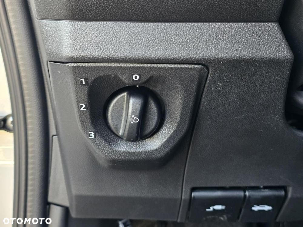 Dacia Spring Electric 24.3kWh 100 Extreme - 17