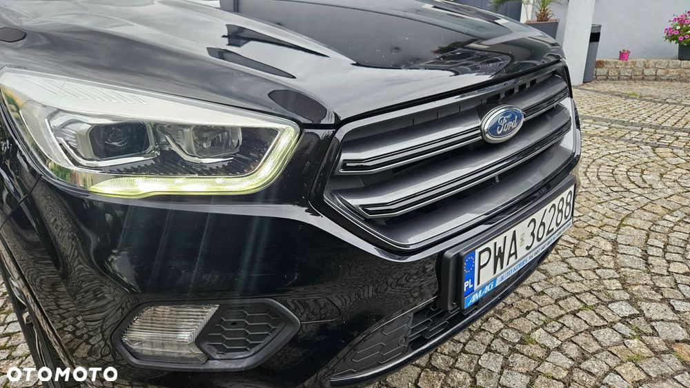 Ford Kuga 2.0 TDCi 2x4 ST-Line - 26