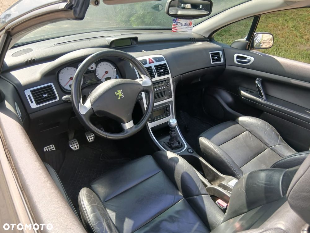 Peugeot 307 CC 2.0 HDi Intense - 15