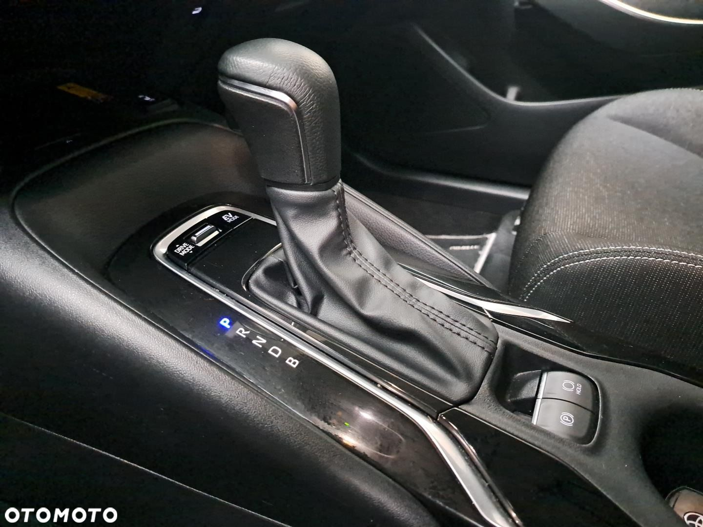Toyota Corolla - 26