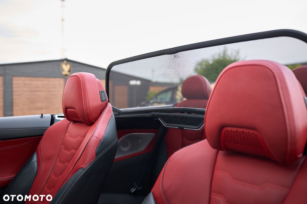BMW Seria 8 M850i xDrive - 22