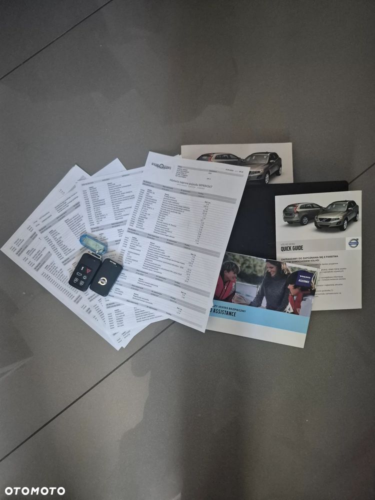 Volvo XC 60 2.4D AWD Momentum - 38