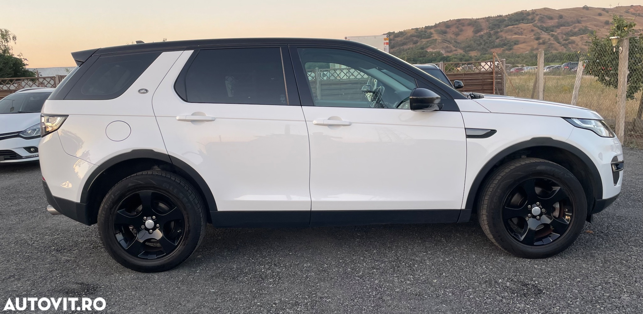 Land Rover Discovery Sport 2.0 l TD4 HSE - 6
