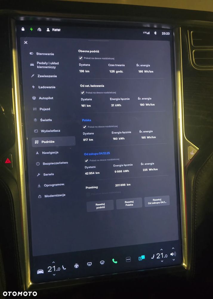 Tesla Model S - 20