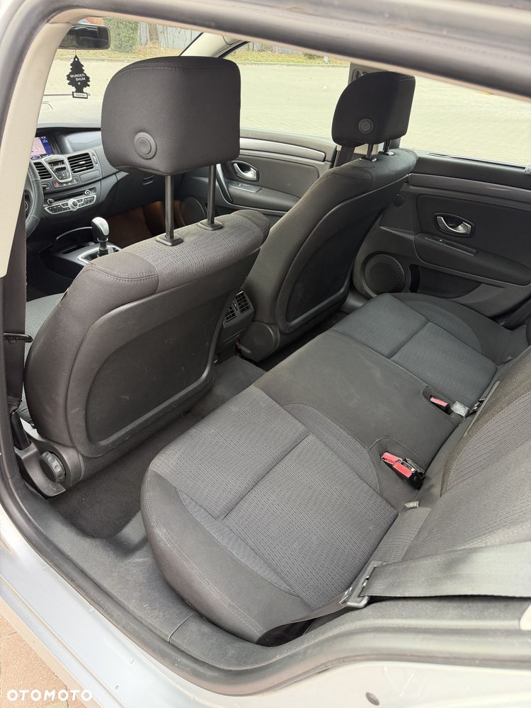 Renault Laguna 2.0 DCi Dynamique - 8