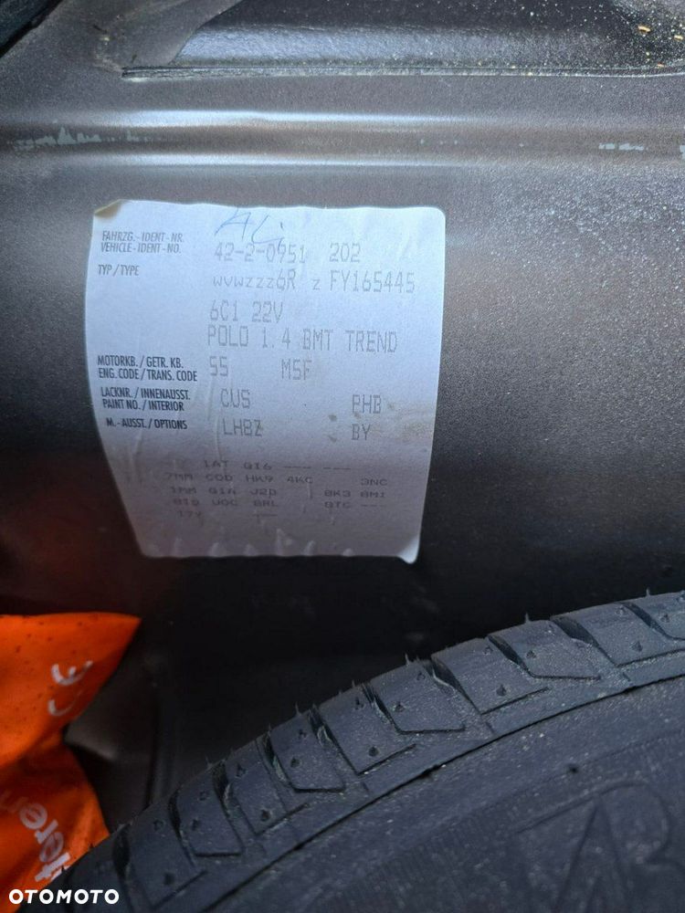 Volkswagen Polo - 11
