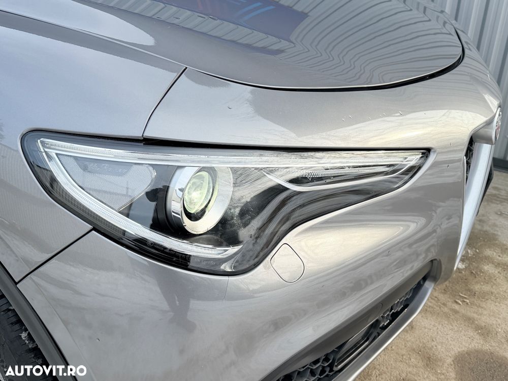 Alfa Romeo Stelvio 2.2 16V AT8-Q4 Executive - 15