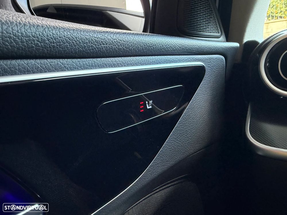 Mercedes-Benz C 220 d AMG Line - 24