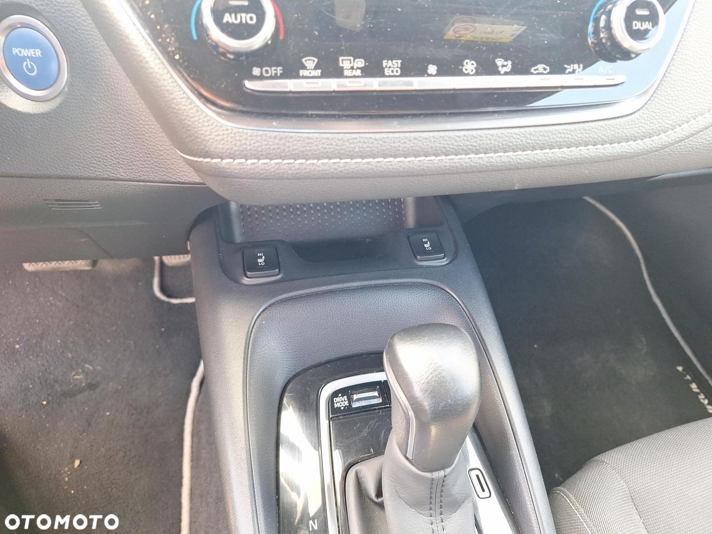 Toyota Corolla - 18