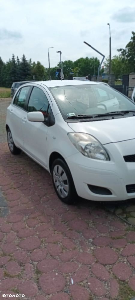 Toyota Yaris - 3