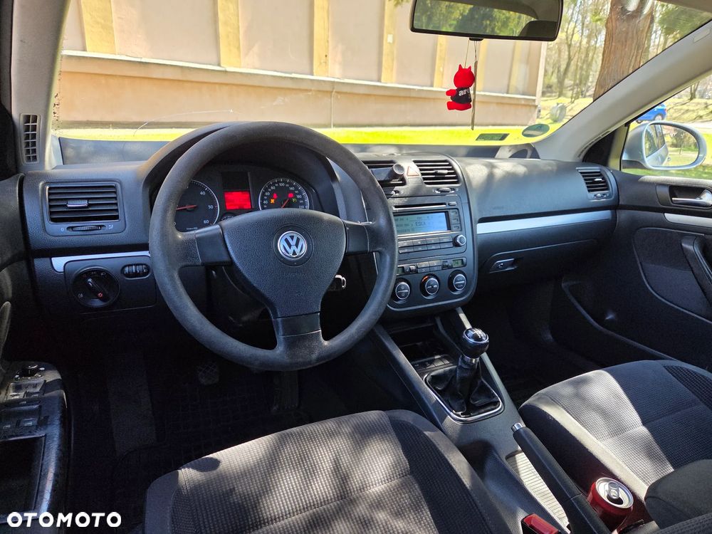 Volkswagen Jetta 1.9 TDI Comfortline - 5