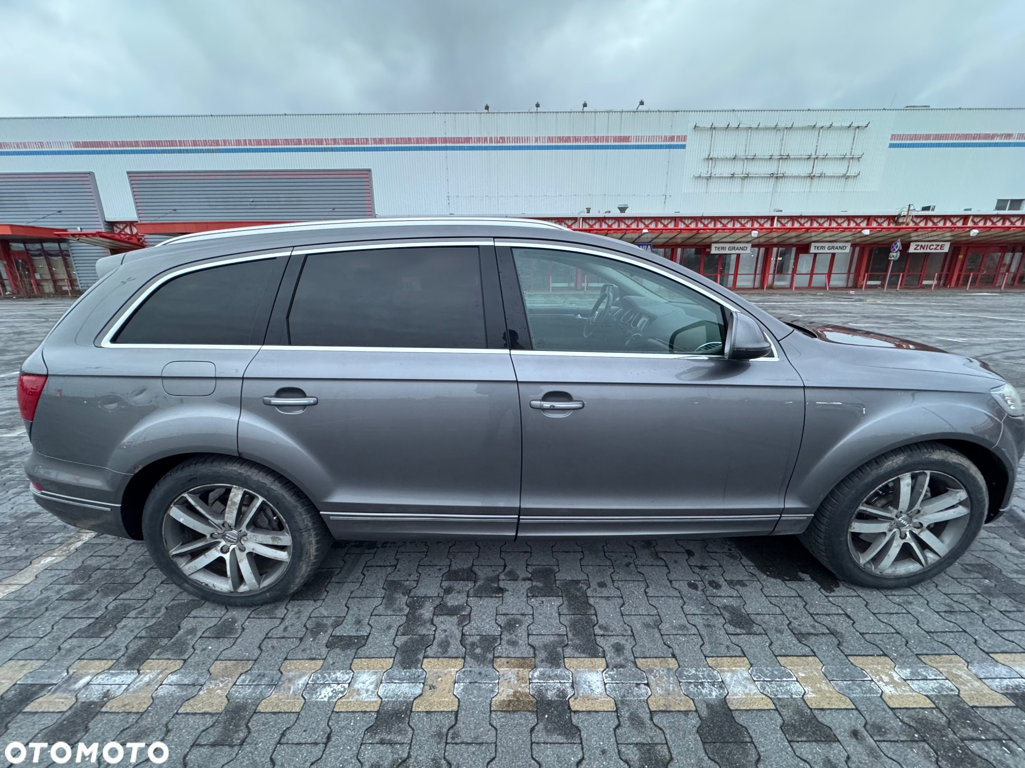 Audi Q7 - 7