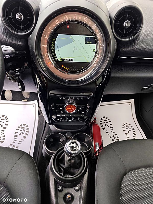 MINI Countryman One D - 11
